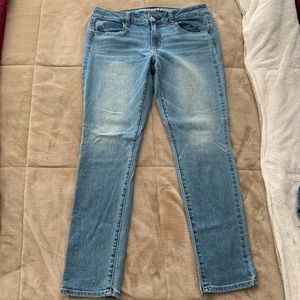 AEO Light Wash Jegging